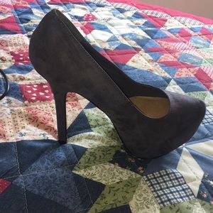 Grey And Mauve Purple Suede Pumps